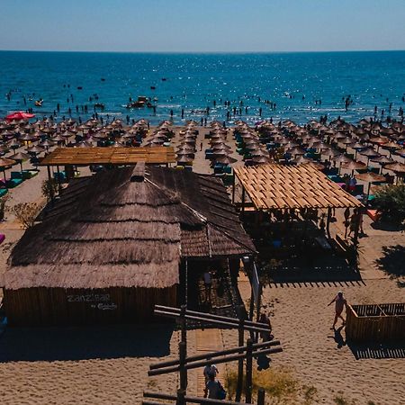 Andreas - Pool & Spa Beach Resort Năvodari Екстериор снимка